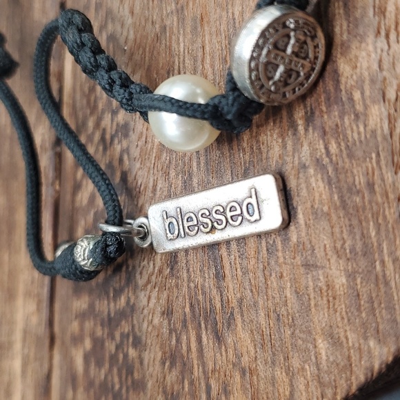 B1922 blessed my saints sterling silver bracelet paracord braided pearl - Picture 3 of 4